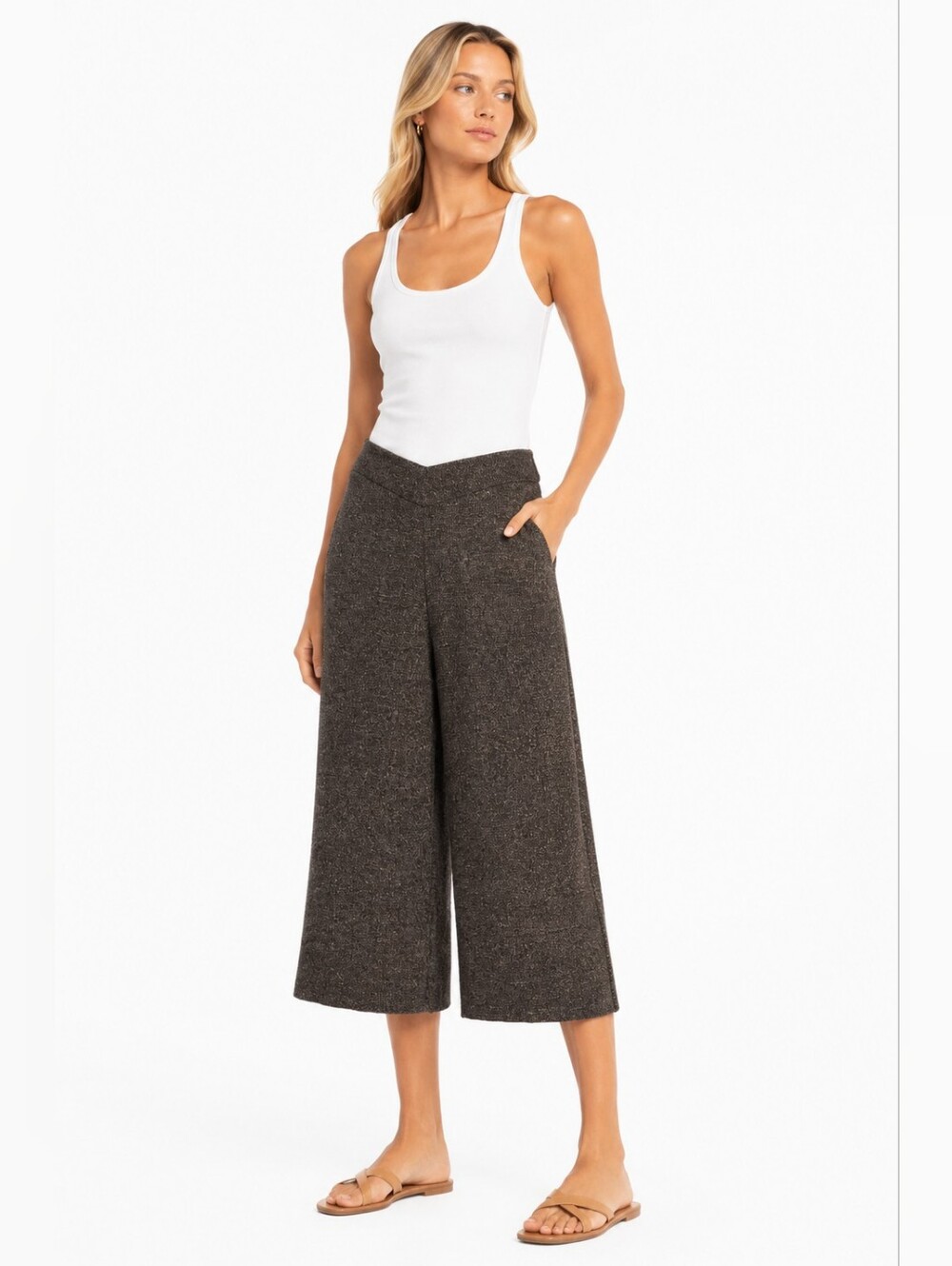 NWT Zara Size M Wide-Leg Cropped Knit Pants in Dark Brown